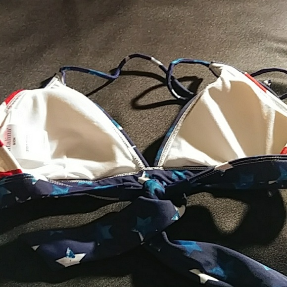 Catalina Collection Bathing Suit Top Red/White/Blu - Picture 4 of 7